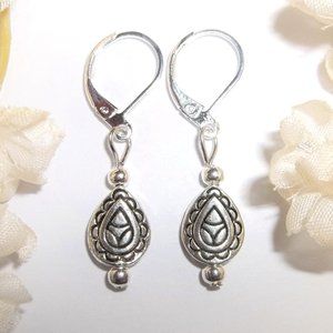 Small Silver Earrings Everyday Casual Style Minimalist Teardrop Jewelry Set D349